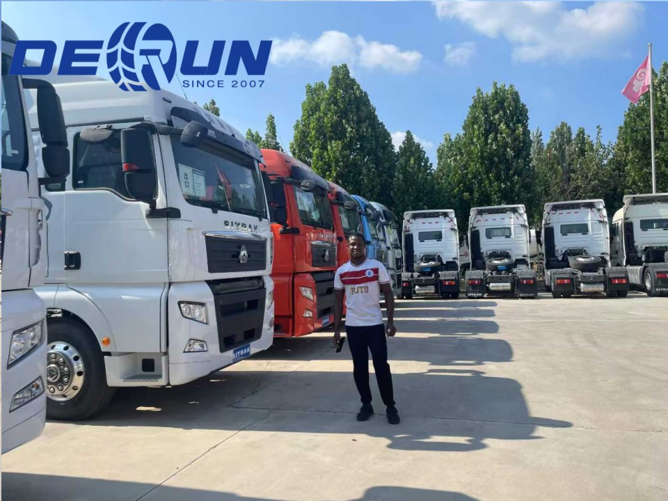 Los clientes de Somalia visitaron la fábrica para inspeccionar nuestros camiones