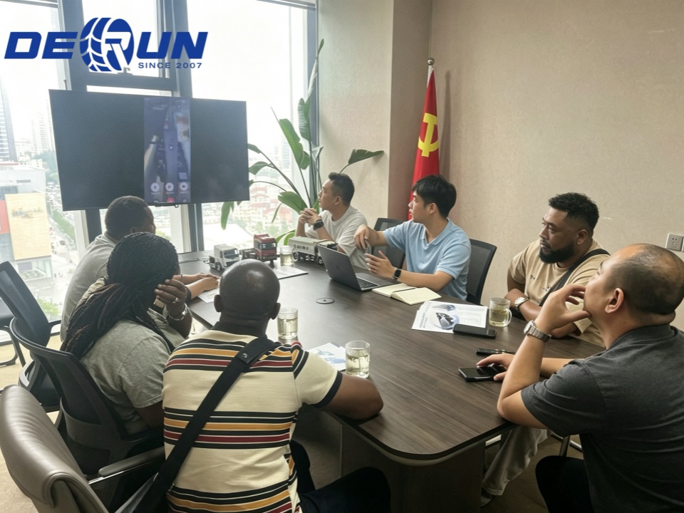 Derun Auto Ghana obtiene un pedido importante: 25 unidades de camiones volquete TX 6x4