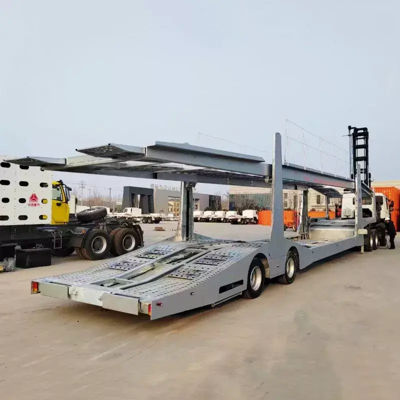 Railer de 7 autos de transportista