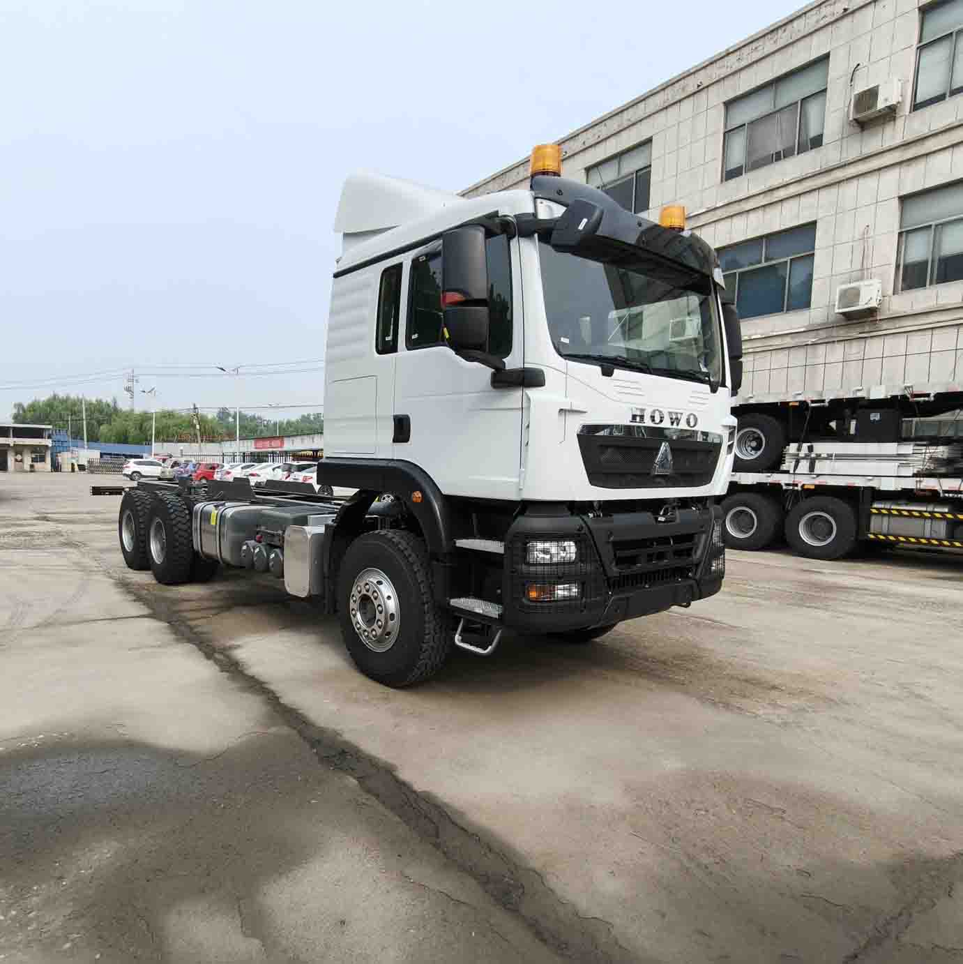 Howo 6x4 TX CHASSIS CARGO CAMPO
