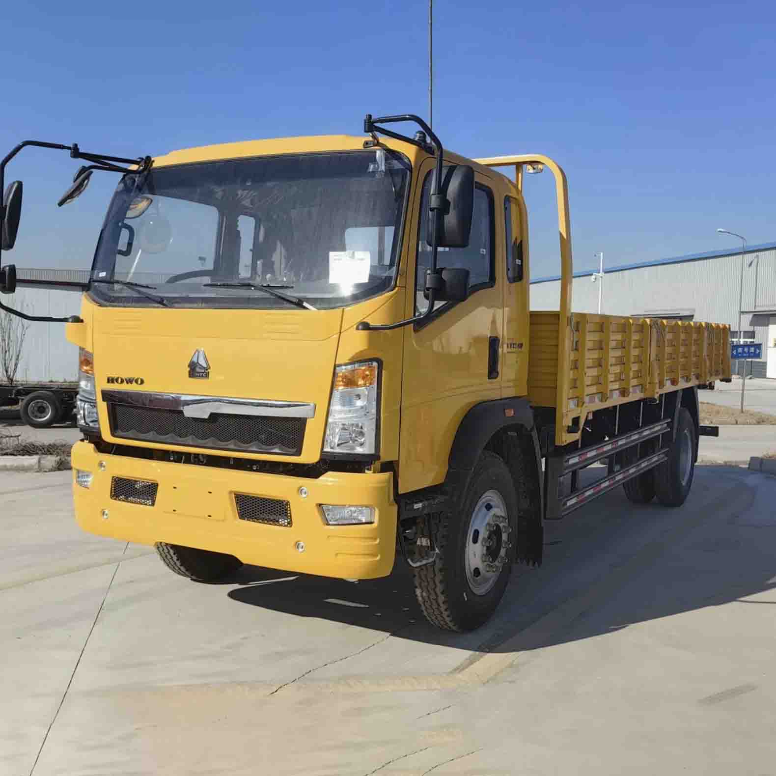 Sinotruk howo 4x2 camión de carga ligero